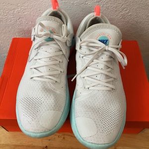 *******SOLD********* Nike Joyride running shoes
